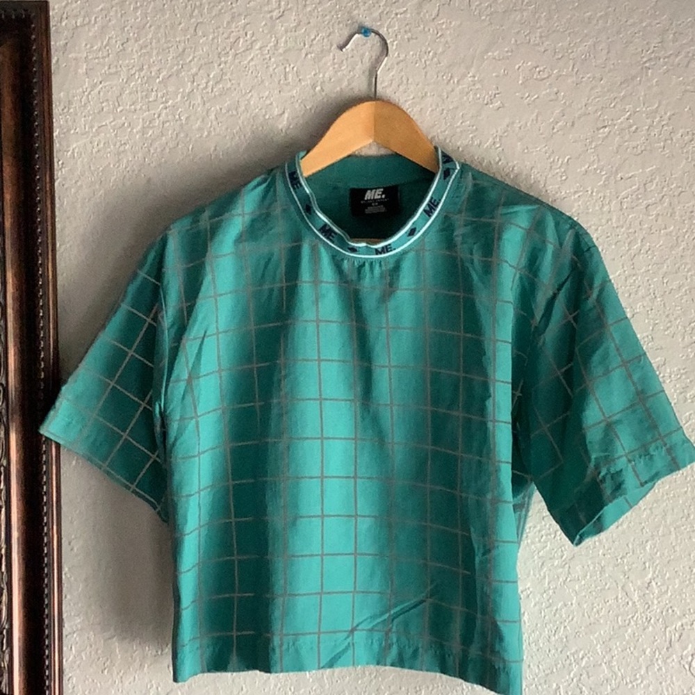 ME women’s top